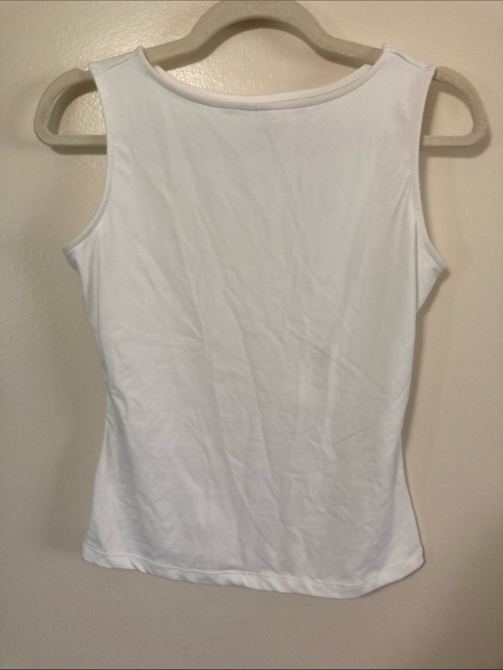 Classic Women's White Scoop Neck Tank Top